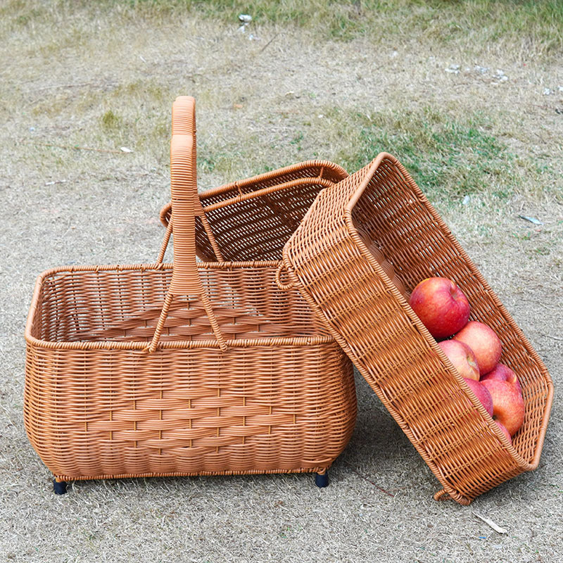 Ladies decorative laundry basket with lid and handle Kalsten