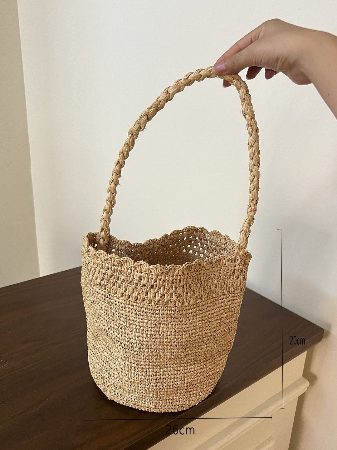 Handcrafted straw bag with soft lining Kalsten
