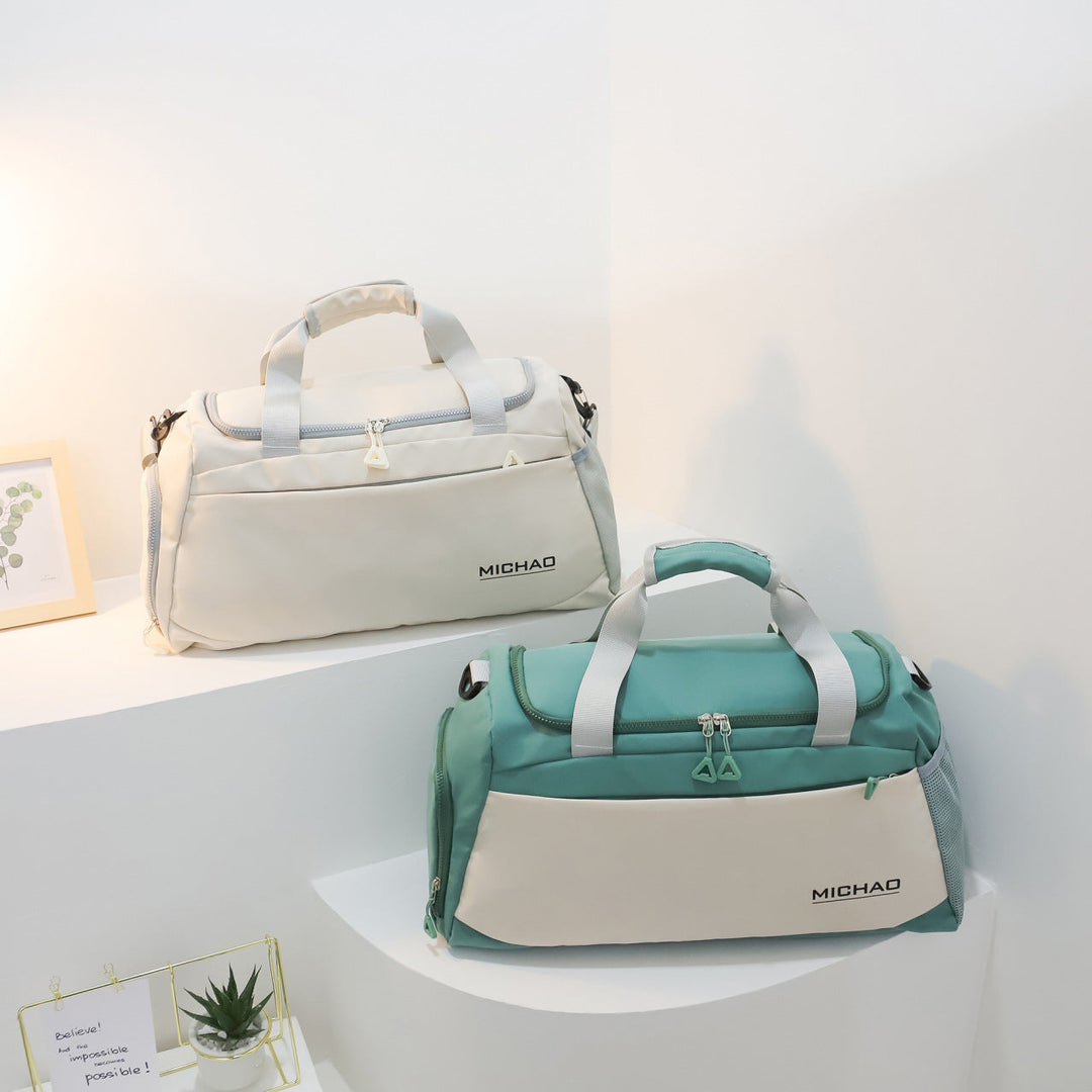Sporty Travel Bag With Practical Compartments Kalsten