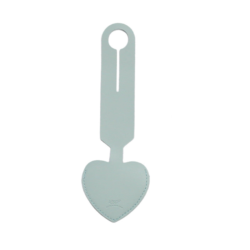 heart-shaped leather luggage tag with adjustable loop Kalsten