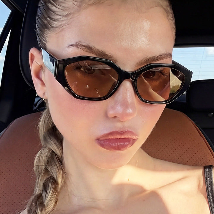 Women's stylish sunglasses in modern geometric design with protective UV filter Kalsten