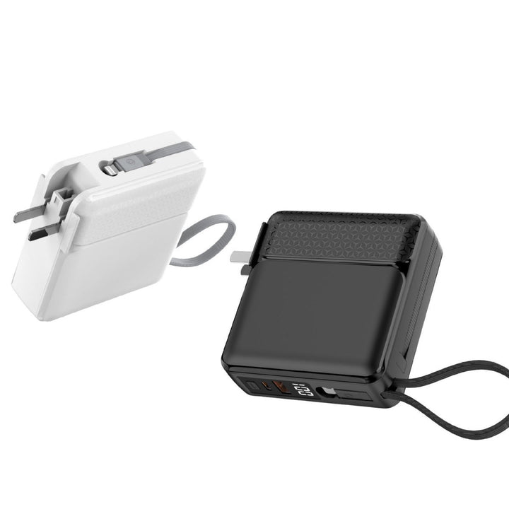 Compact quick-charge power bank with LCD display and integrated safety technology Kalsten