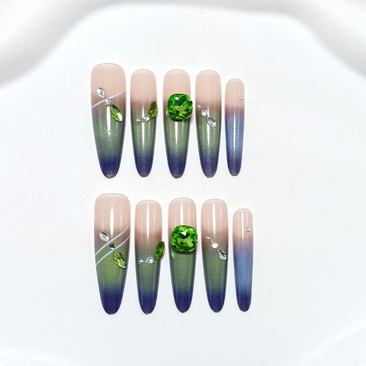 Artifical nails with elegant ombre design and sparkling accents Kalsten