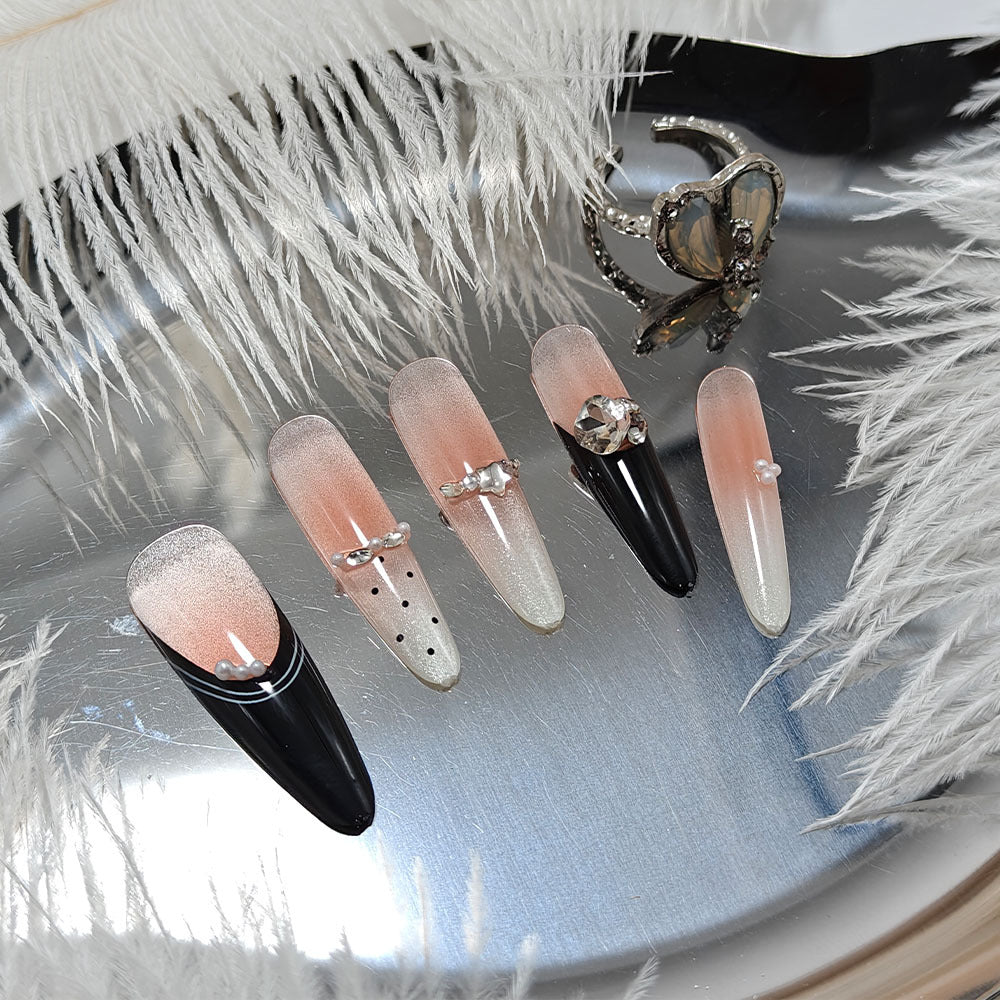 Elegant Stiletto Fake Nails with Sparkling Rhinestone Details Kalsten