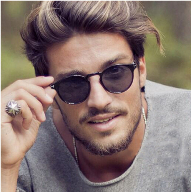 Women fashion sunglasses with elegant, round design Kalsten