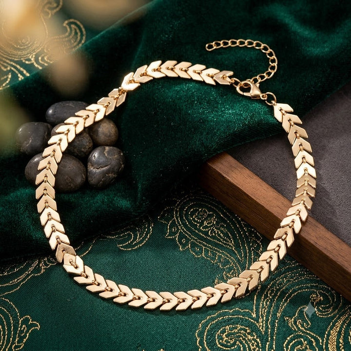 Elegant Gold Chain Necklace Kalsten