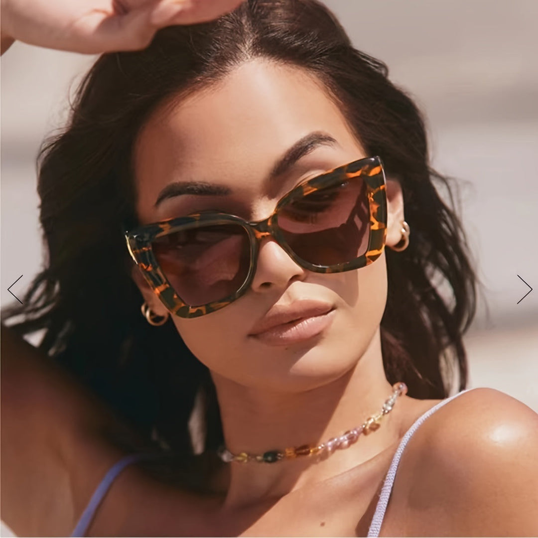 Women's fashionable sunglasses with striking design and sturdy frame Kalsten