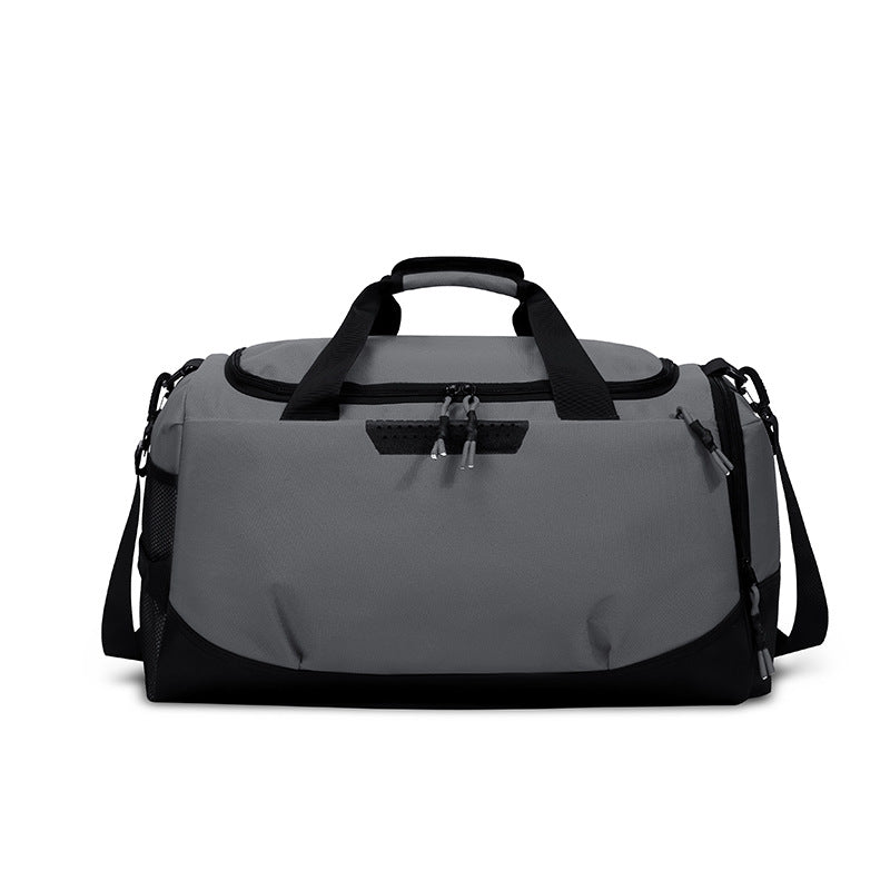 Sports bag with innovative organizational compartments Kalsten