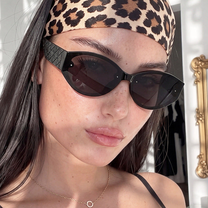 Ladies extravagant Cat-Eye sunglasses with textured frame Kalsten