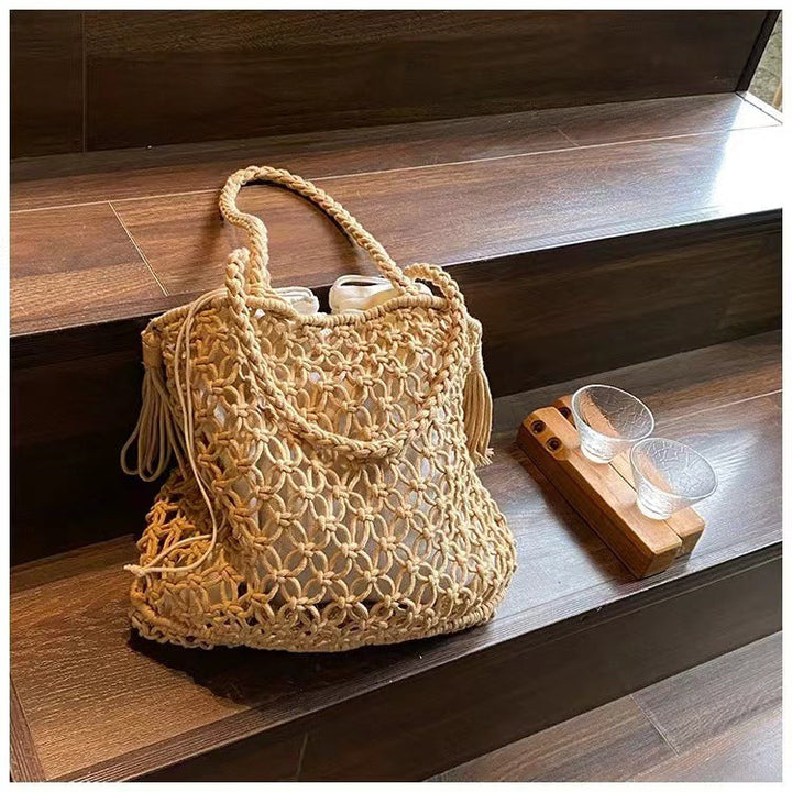 Hand-knotted beach bag with playful design Kalsten