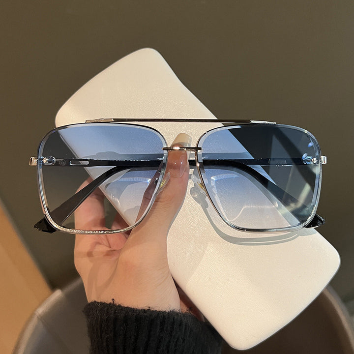 Women square sunglasses with protective lenses and modern metal frame Kalsten