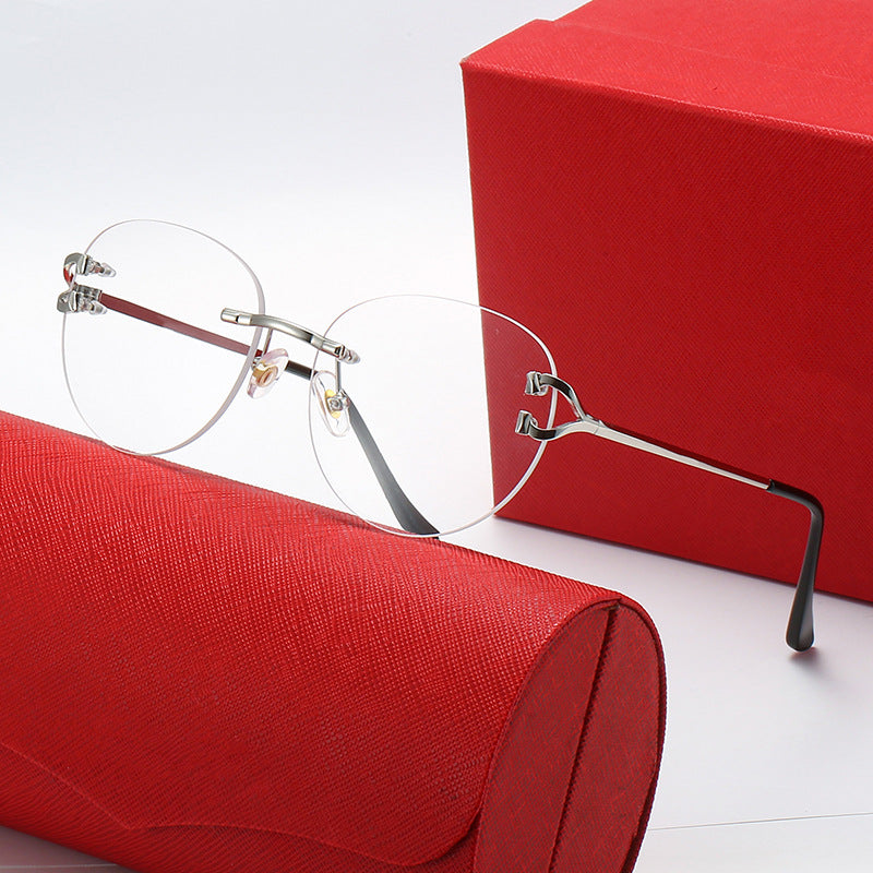Ladies elegant Cat-Eye sunglasses with gold accents and UV protection Kalsten