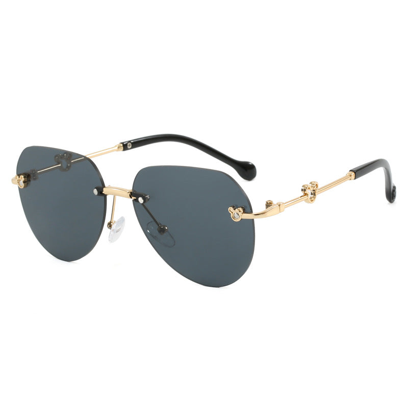 Women's lightweight geometric sunglasses with unique frame and mirrored lenses Kalsten