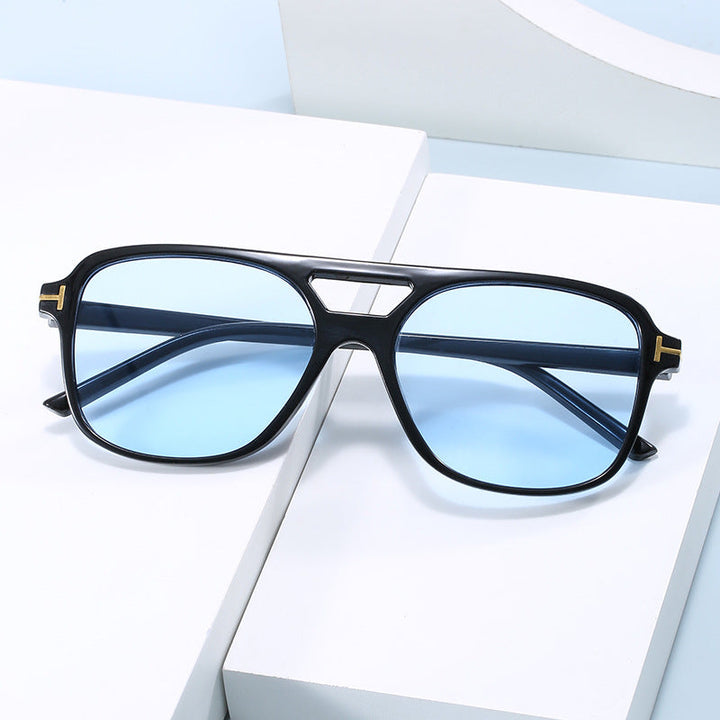 Women’s fashionable glasses with a fine frame and strict contours Kalsten