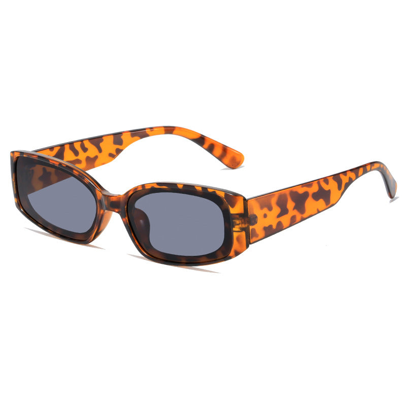Women's fashionable sunglasses in a futuristic design Kalsten