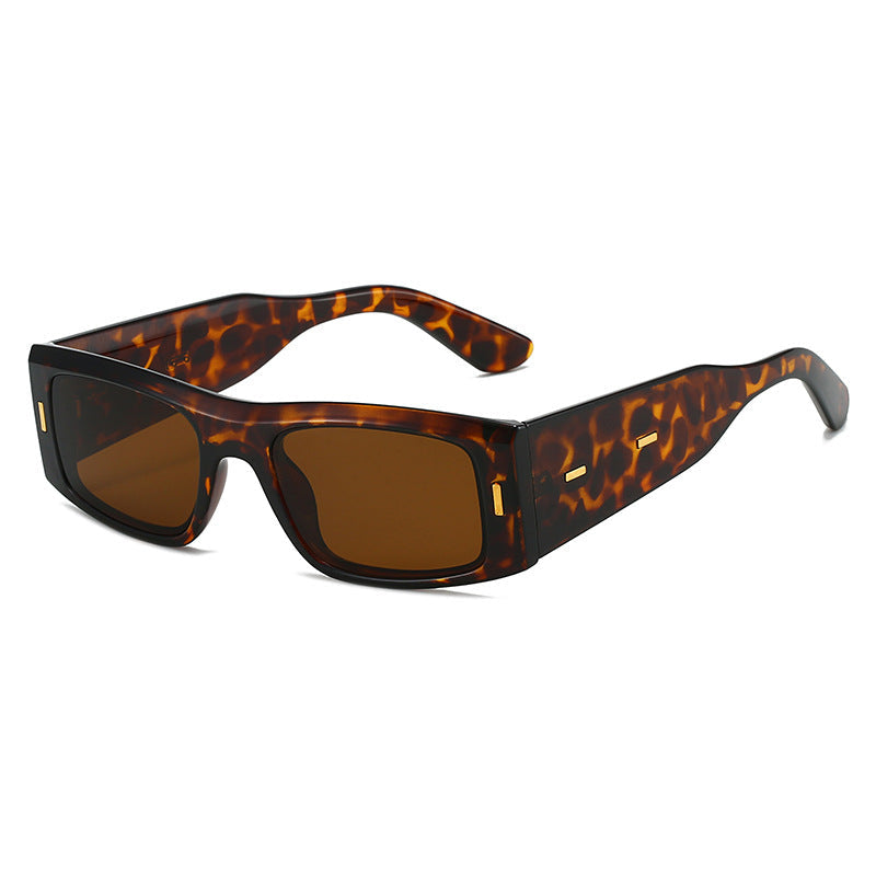 Women's elegant oversized sunglasses with distinctive design and UV protection Kalsten