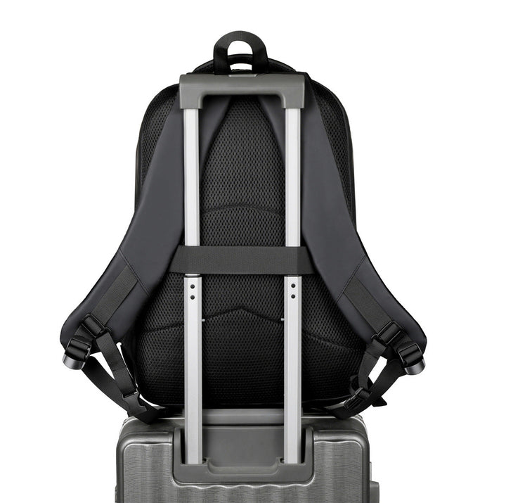 Functional and Elegant Laptop Bag Kalsten