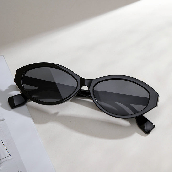 Ladies' fashionable cat-eye sunglasses with ergonomic frame Kalsten