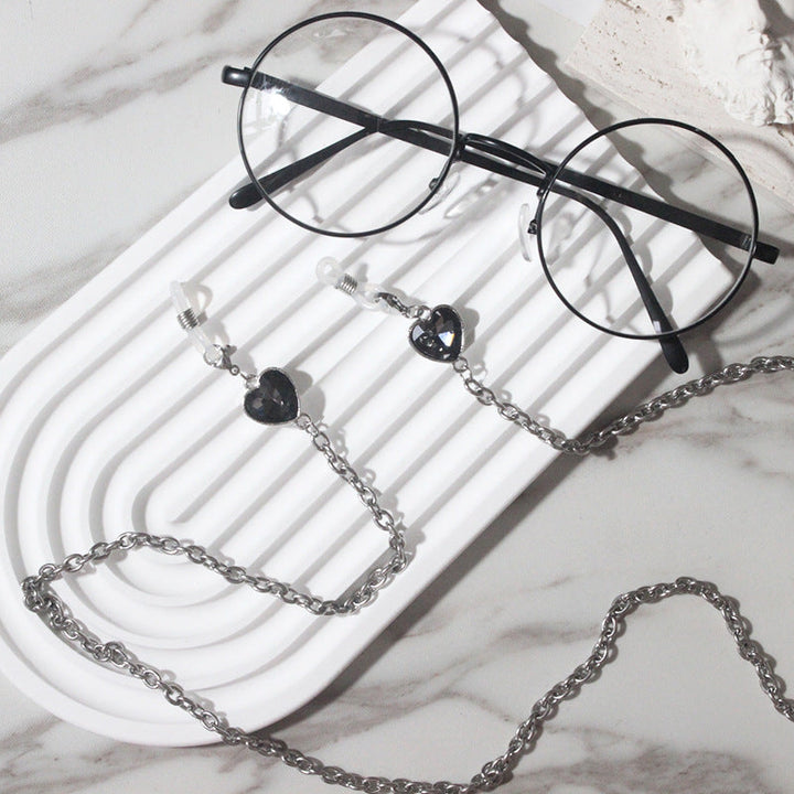 Fashionable glasses holder chain with heart pendants Kalsten