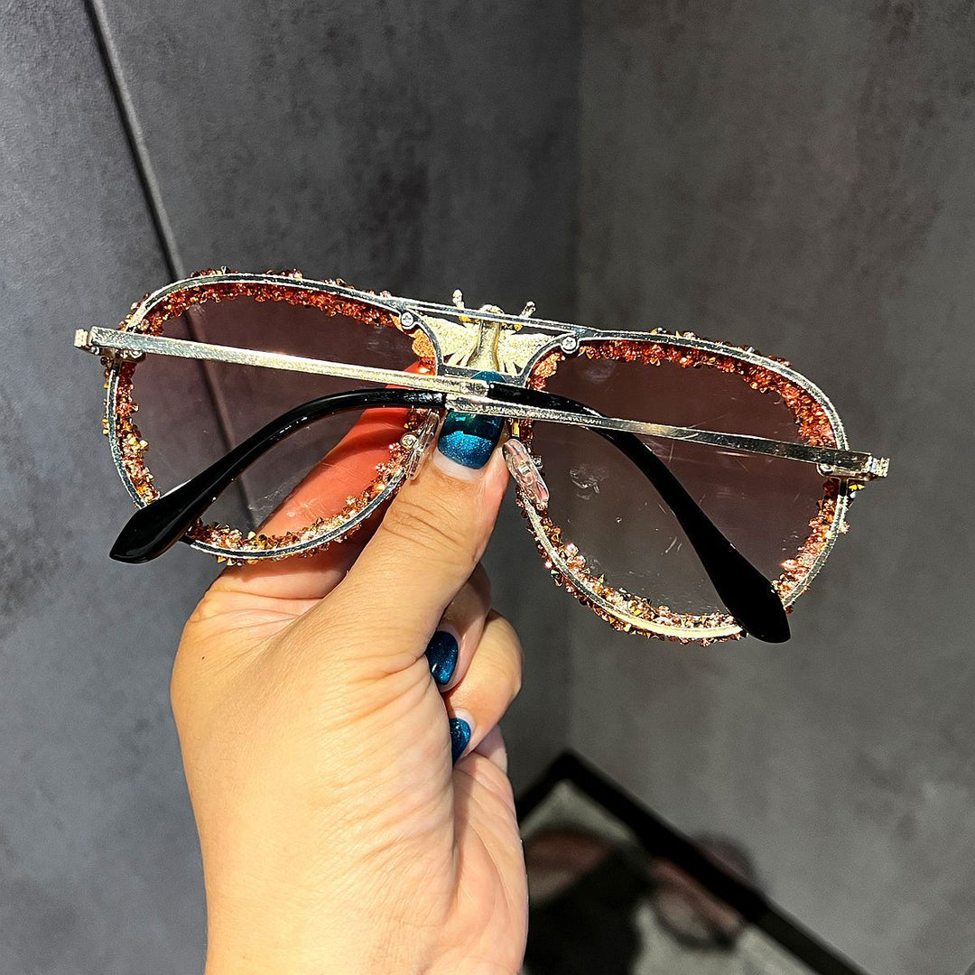 Women Glamorous Oversized Sunglasses with Unique Decorative Frame Kalsten