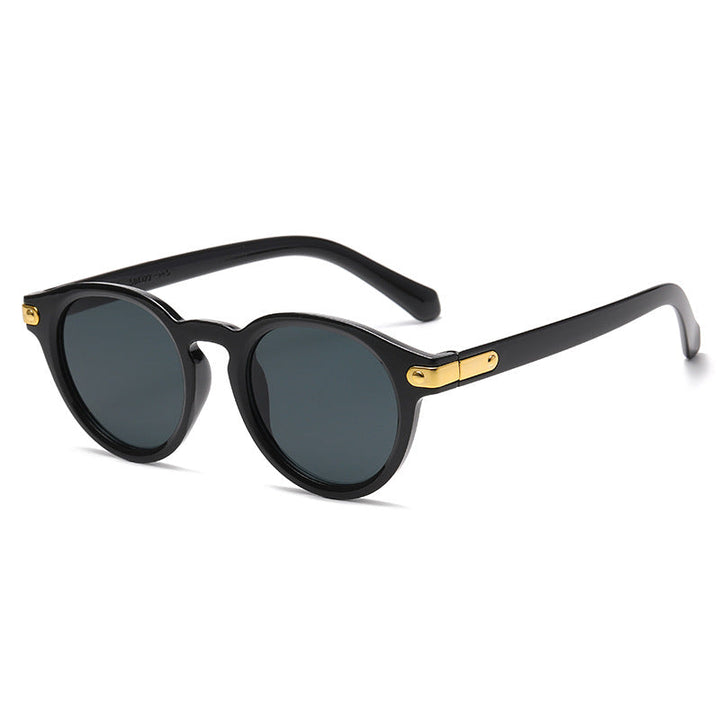 Ladies fashionable sunglasses with transparent frame and sturdy lenses Kalsten
