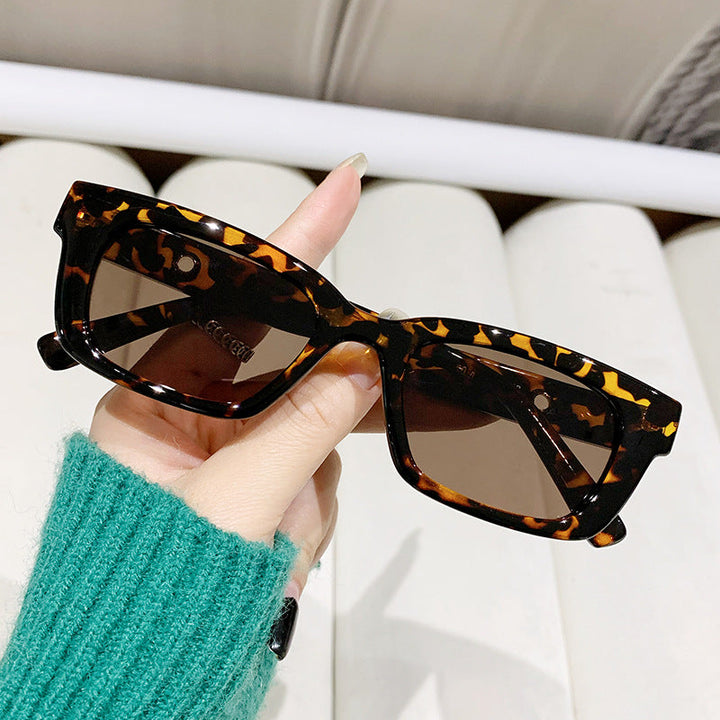 Women's modern, geometric sunglasses with stylish, sturdy frame Kalsten