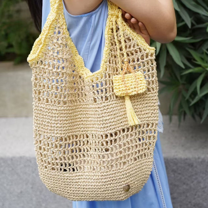 Tote bag made from hand-crocheted yarn with ergonomic shoulder straps Kalsten