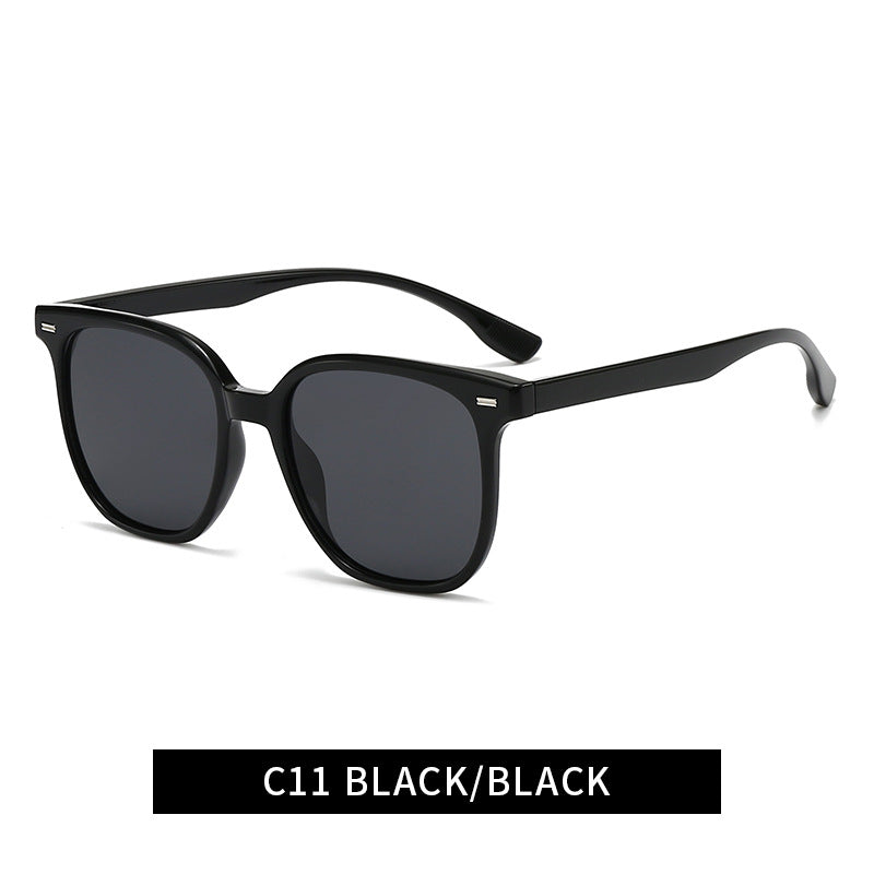 Women's fashionable sunglasses in minimalist design Kalsten