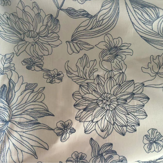 Floral Patterned Table Runner