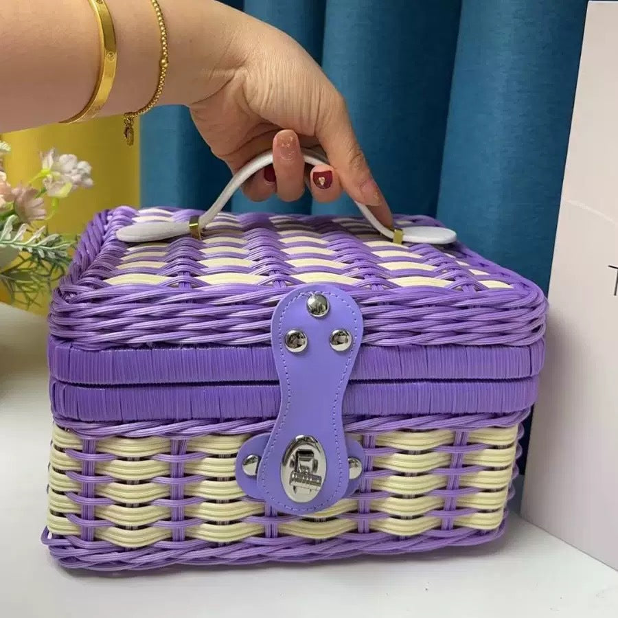 Women Robust Rattan Storage Box Kalsten