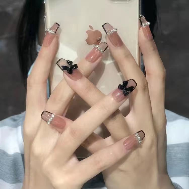 Artificial nails with glitter and heart design Kalsten