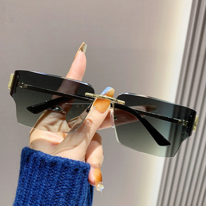 Women's fashionable square sunglasses with luxurious frame and polarized lenses Kalsten