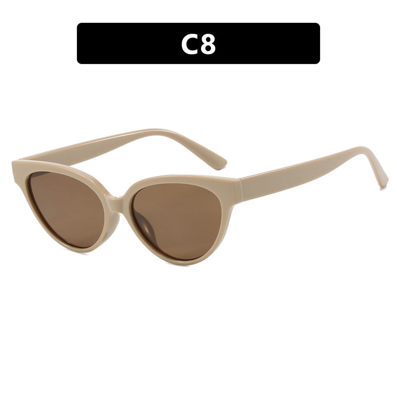 Ladies Cat-Eye Sunglasses with Luxurious Pattern and UV Protection Kalsten