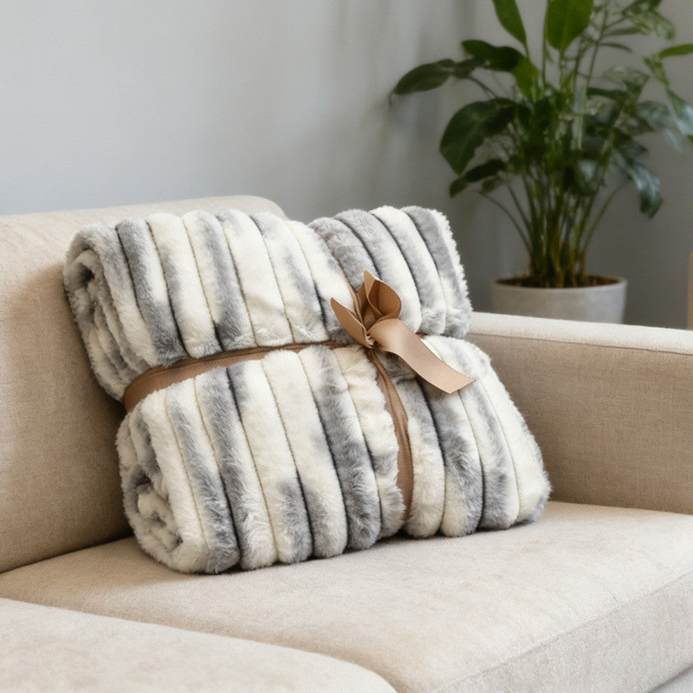 Women's Luxury Cuddle Blanket with Textured Surface Kalsten