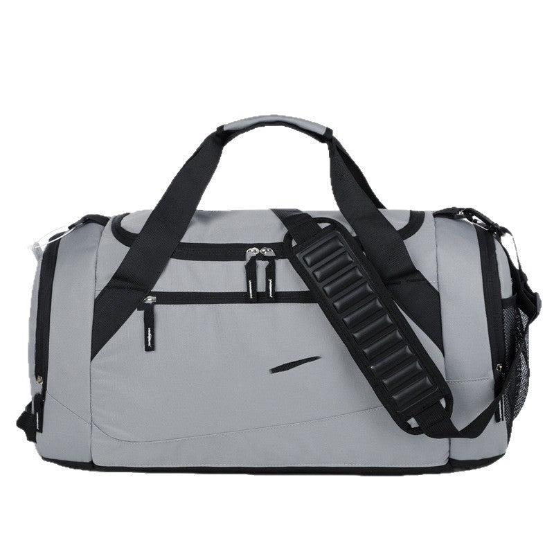 Durable sports travel bag with innovative storage Kalsten