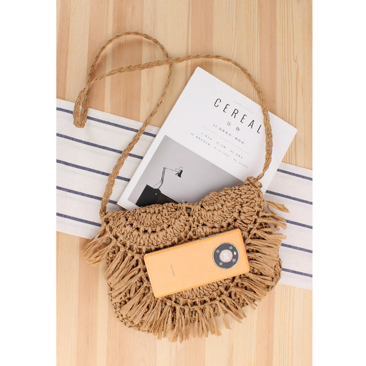 Handcrafted macrame shoulder bag with fringed design Kalsten