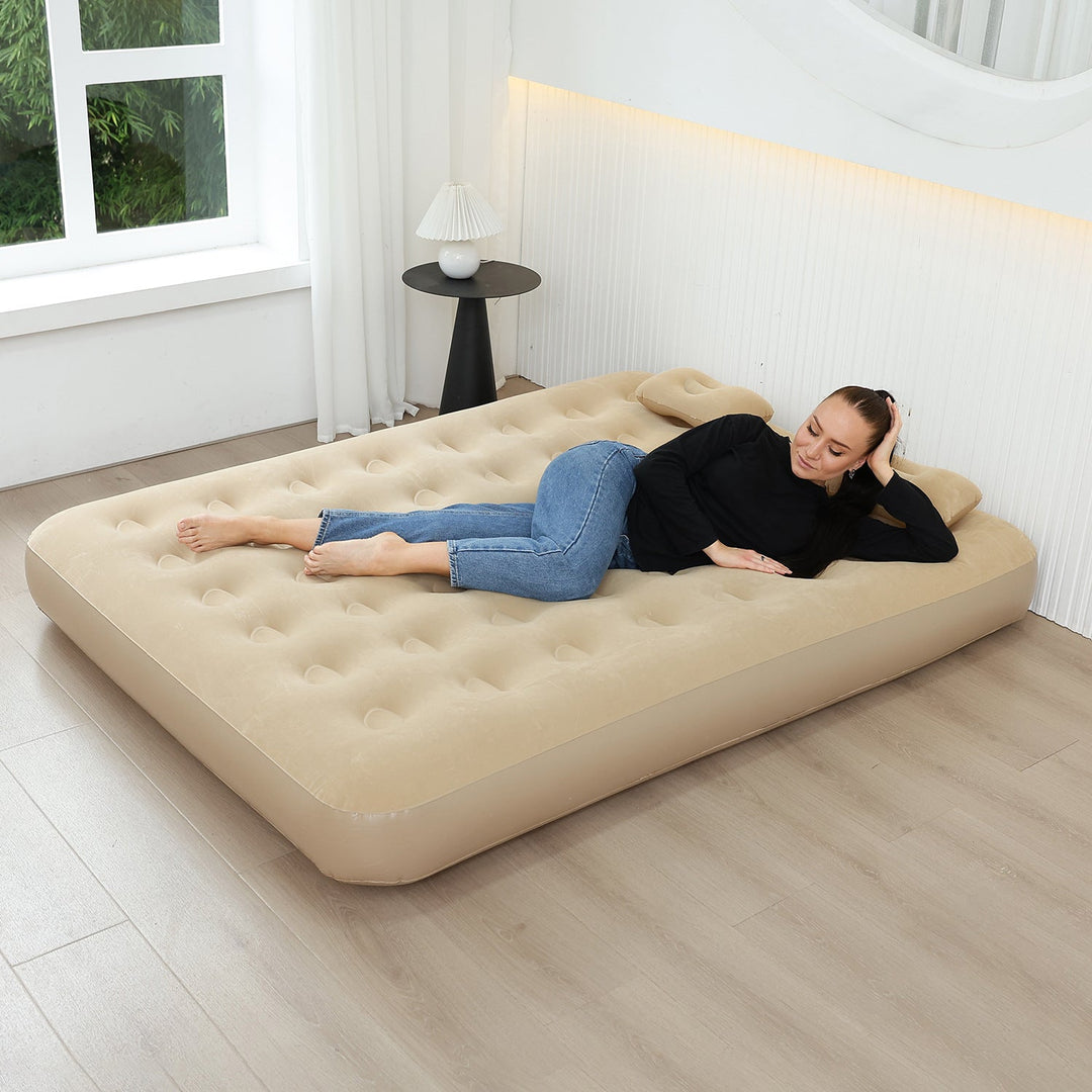 Women's Automatic Inflatable Bed with Integrated Pump Kalsten