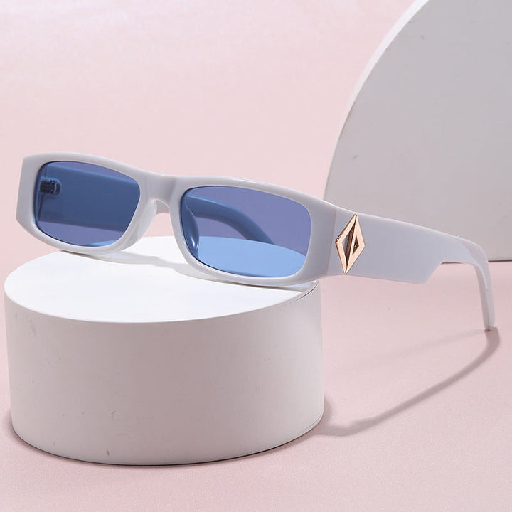 Women's fashionable rectangular sunglasses with stylish metal application Kalsten