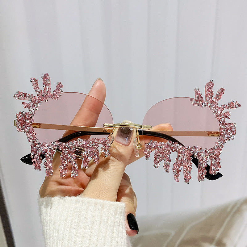 Women Extravagant Sunglasses with Sparkling Rhinestone Decorations Kalsten