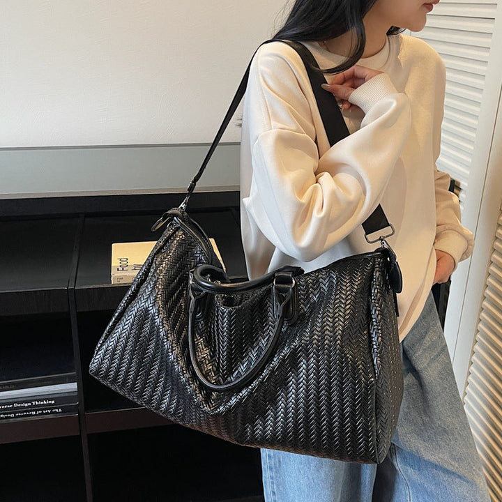 Noble and Durable Travel Bag in Modern Wave Pattern Kalsten