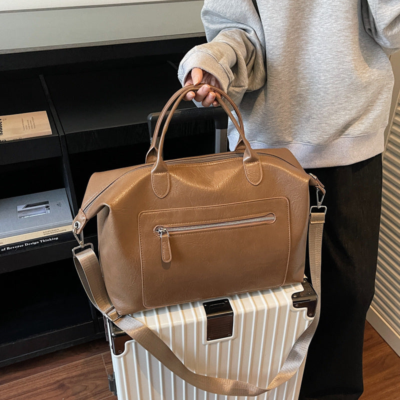 Elegant and Functional Weekend Bag Kalsten