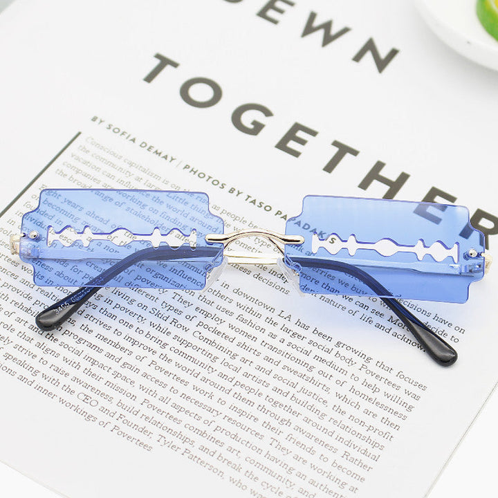 Women's Fashionable Retro Sunglasses in Unique Design Kalsten