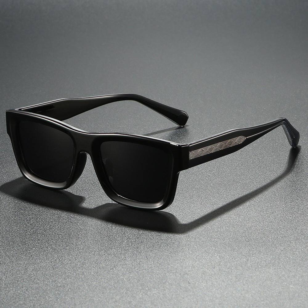 Women's sunglasses in an urban, angular design with metallic accents Kalsten