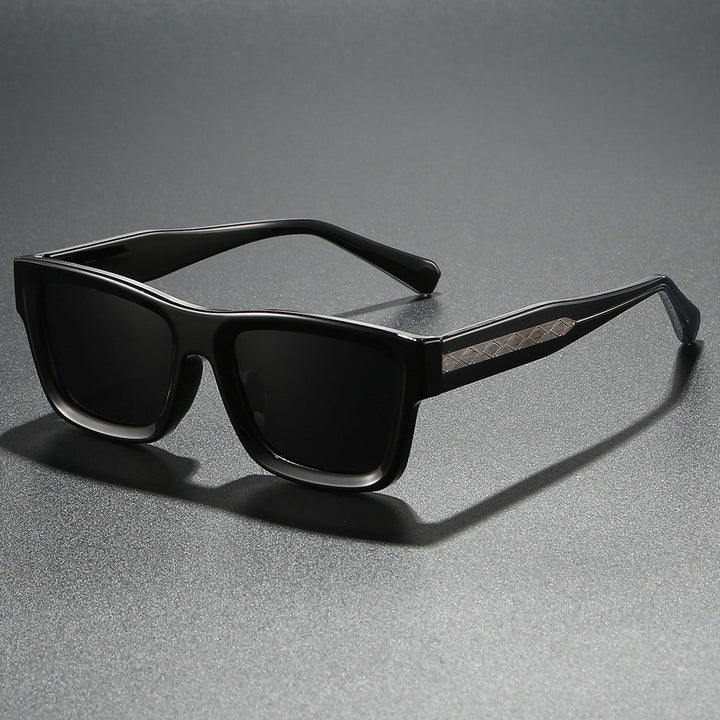 Women's sunglasses in an urban, angular design with metallic accents Kalsten