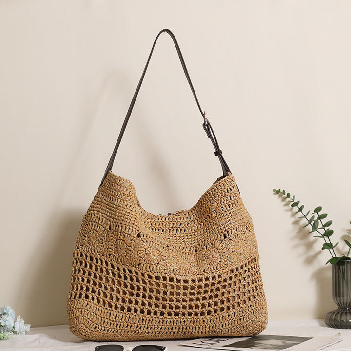 Hand-knotted shopper bag with trendy mesh design Kalsten