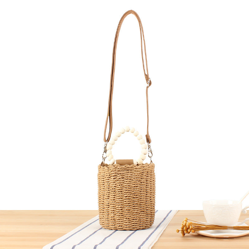 Handbag Made of Woven Natural Material with Decorative Wooden Handle Kalsten
