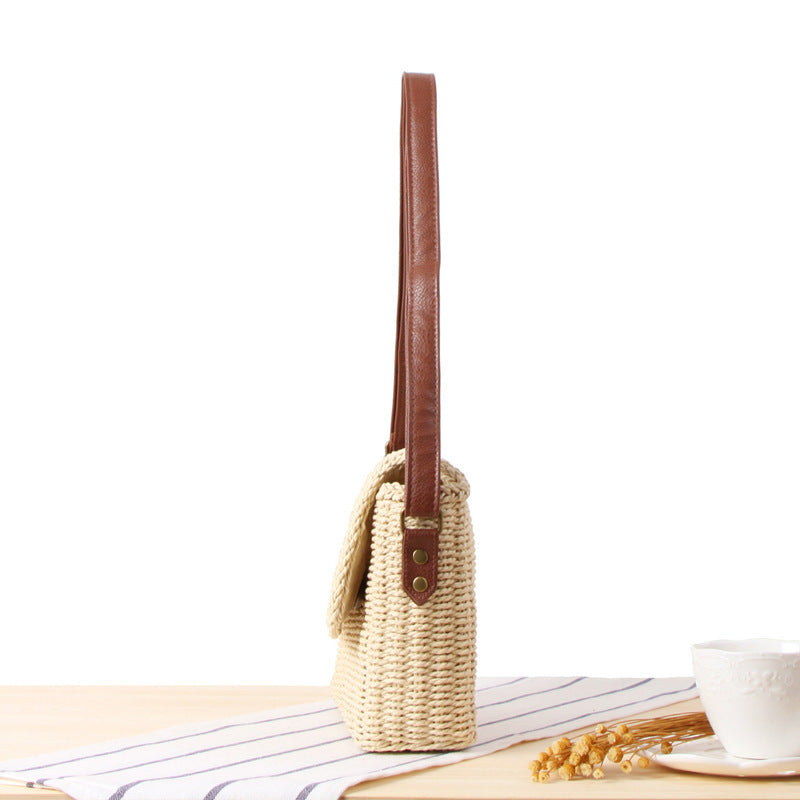 Handcrafted Shoulder Bag Made of Natural Bast Kalsten