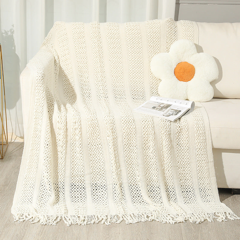 Ladies Large Knitted Blanket Kalsten
