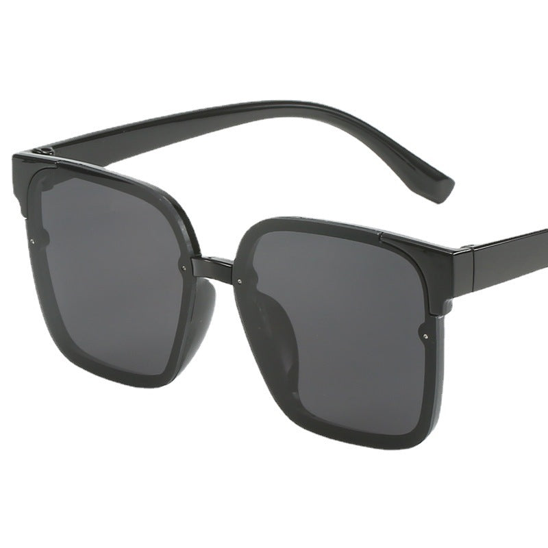 Women modern square sunglasses with UV protection and sturdy frame Kalsten