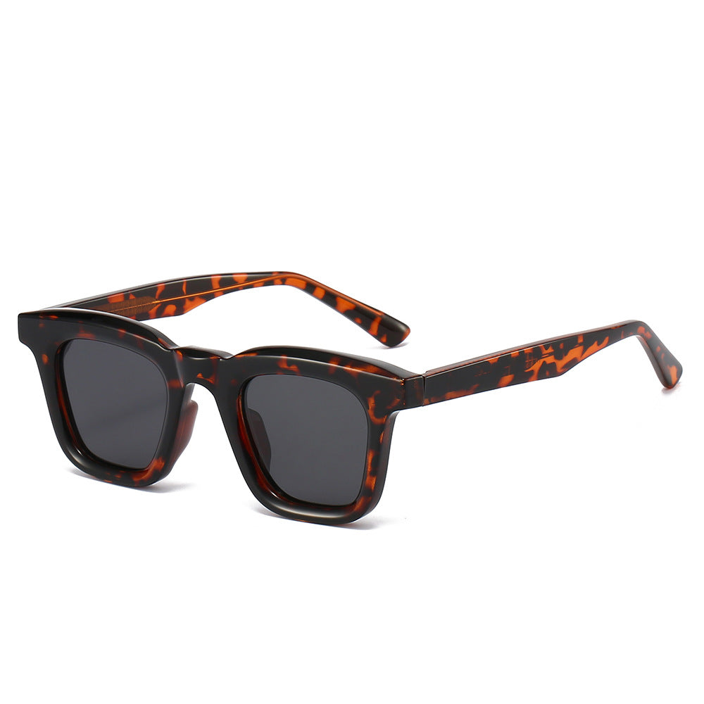 Women's fashionable sunglasses in modern square design with high UV protection Kalsten